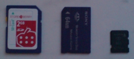 Speicherkarten Sony Memory Stick Micro und SD Card
